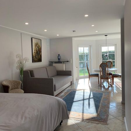 Haus Am Pfingstborn Apartment Ober-Mörlen Екстериор снимка